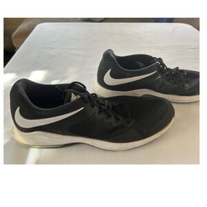 Nike mens Shoes